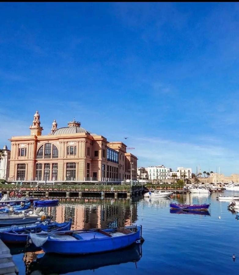 Annamaria - Central Station Charming Accommodation Bari Buitenkant foto