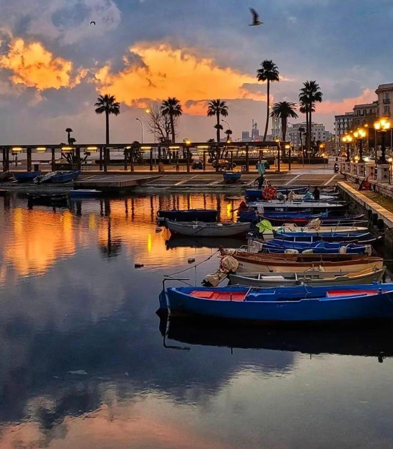Annamaria - Central Station Charming Accommodation Bari Buitenkant foto